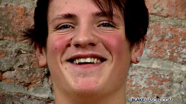 Fit Boy James Jacks Off A Load - James Lain