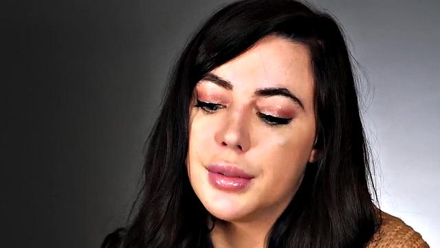 Tiny 21yo babe solo toying and dildoing after casting