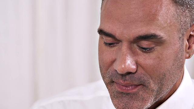 президент скай жестко раздвигает элдера бенжамина и не щадит его жопу