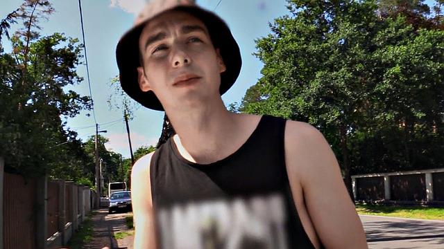 Straight stud picked up for public gay POV anal outdoors