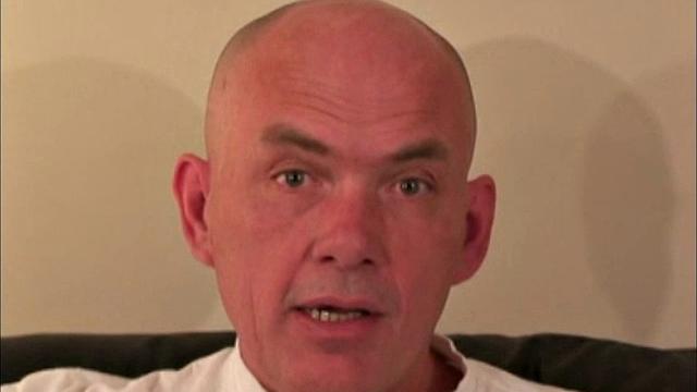 Ли дрочит вместе с рабочими мужиками, жара зашкаливает