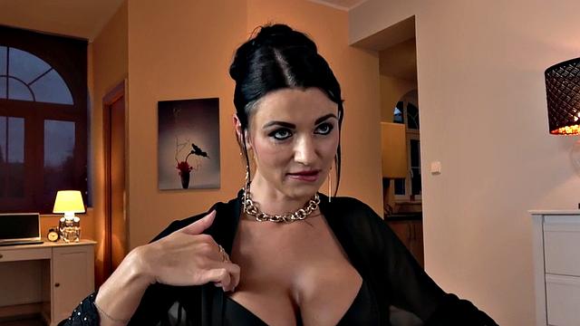 Big-boobed MILF gets her pussy eaten out before pounding