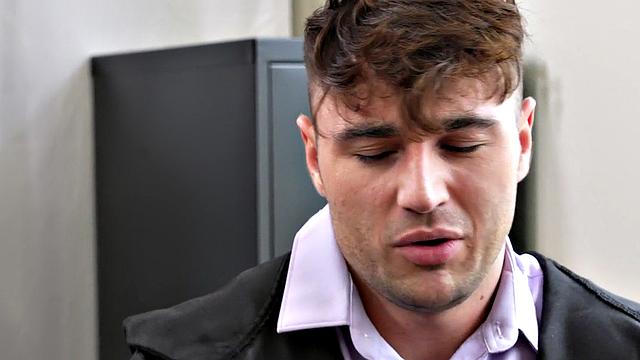 Mesmerized jock oils ass and gets rimmed by hunk in office