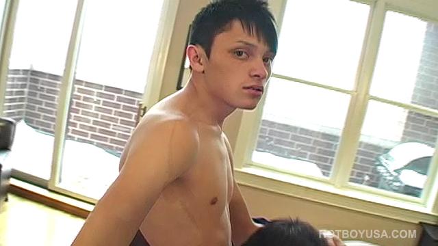 Brycen and Diego are a couple of young guys who can't wait to get their hands on each other. On the sofa, they pounce on each other and soon the boys are getting naked and exchanging head.