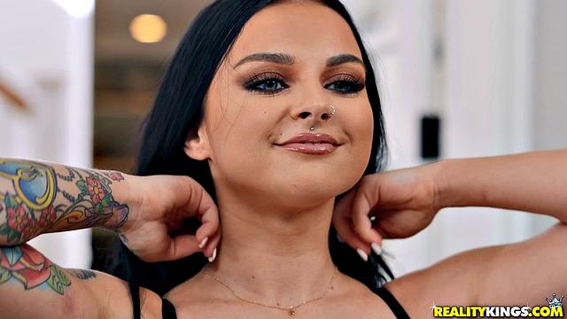 Presenting Payton Preslee