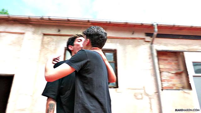 Finding A Threesome Friend - Ricky Vilela, Danny Bianchi & Luca Zavat