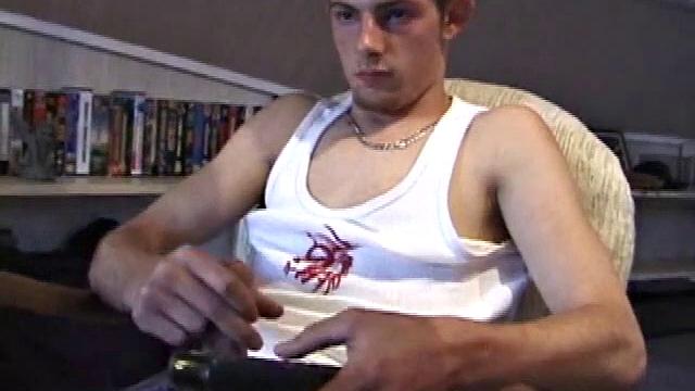 Skater Boy Vince Jacks Off Alone