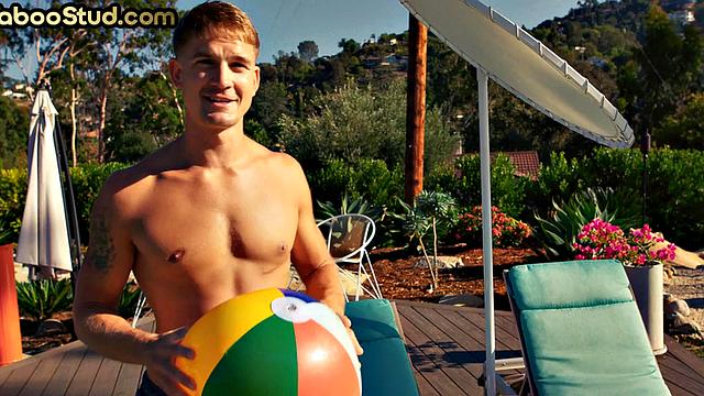 Weird stud barebacked by stepbrother till cumshot