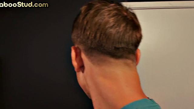Weird stud barebacked by stepbrother till cumshot