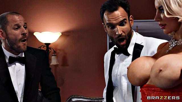 2 On 1! The Best Of Threeways