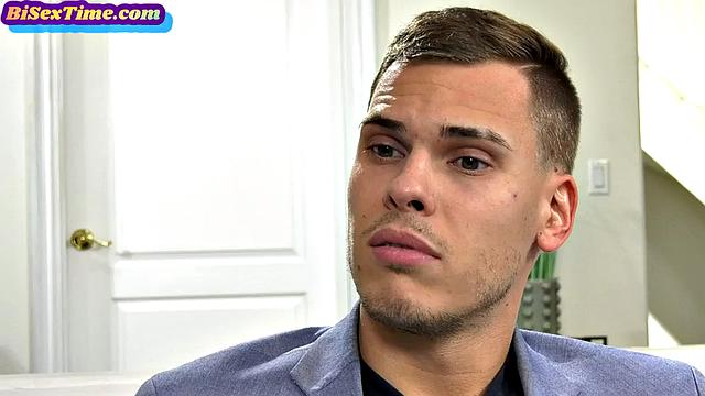 Big-titted MILF cocksucking in 3way