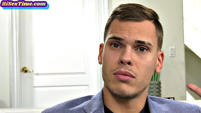 Big-titted MILF cocksucking in 3way