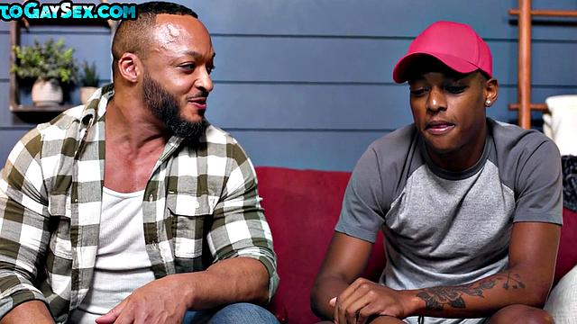 Black hunk barebacks bottom stud in asshole till cumshot