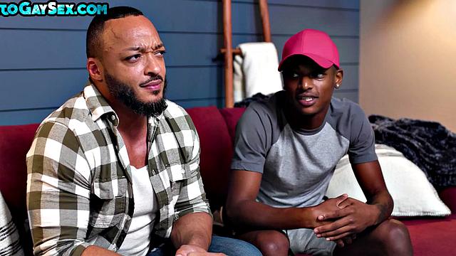 Black hunk barebacks bottom stud in asshole till cumshot