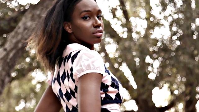 Roundass black babe rides in both ways during erotic duo