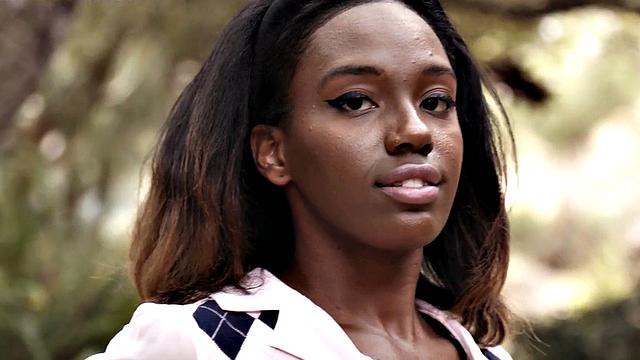 Roundass black babe rides in both ways during erotic duo