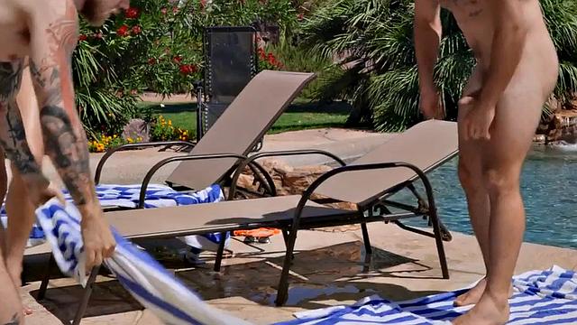 Transsexual drilled in 3some in ass by male