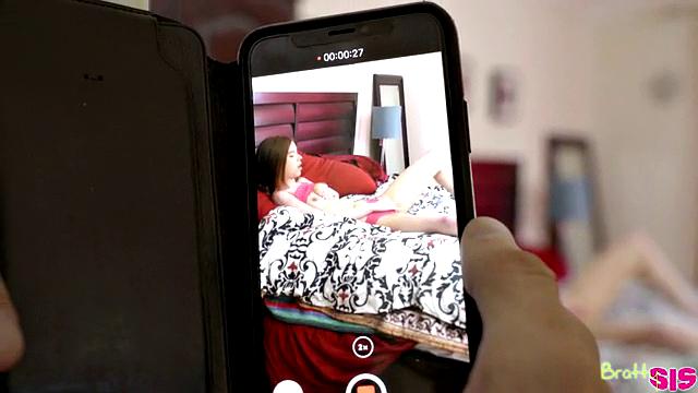 My Sister And Friend - S6:E1