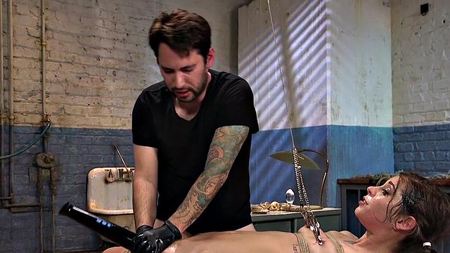 Sub BDSM 21yo deepthroats cock in electro sex