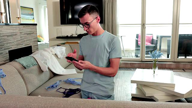 Stepmom Goes On - S2:E1