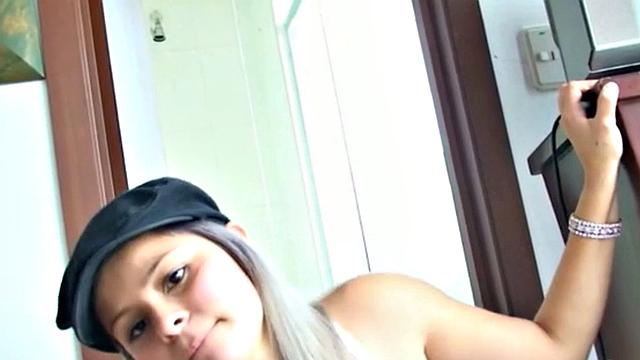 Sammy 18 Teasing Nude Showing tits