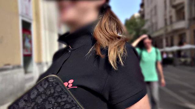 Watch this tattooed Euro chick take on four guys in reverse cowgirl & deepthroat action