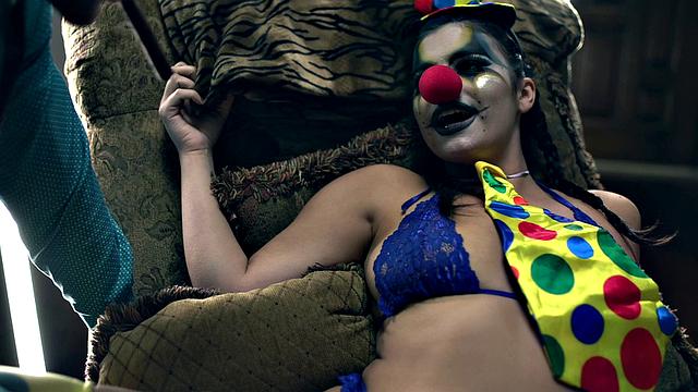 Violet Starr - Joker