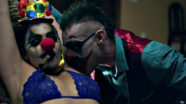 Violet Starr - Joker