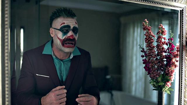 Violet Starr - Joker