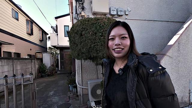 Tall Megumi Nakano In Her First Porn Scene