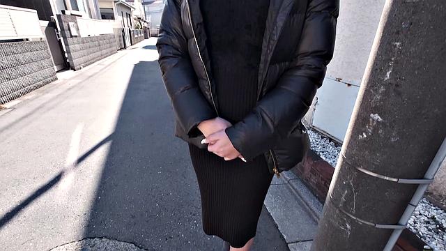 Tall Megumi Nakano In Her First Porn Scene