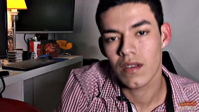 Еван сам себе парень, рука и чувство юмора при нем