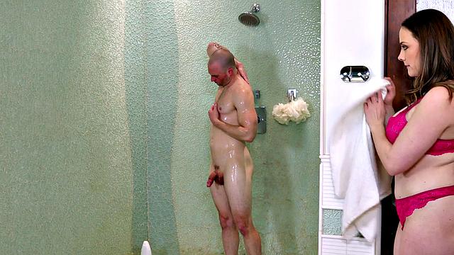 Massaging slut fucked by big dick after blowing