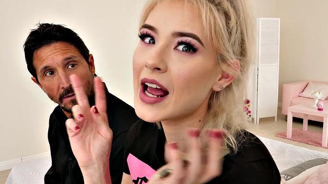 отчим вылизывает и жарит тугую киску падчерицы-да уж, жизнь удалась!