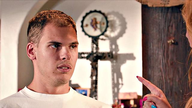 I want you stepbrothers to me!