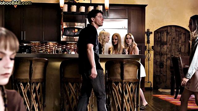 Cockuscking petite bae banged in 3way while friends watch