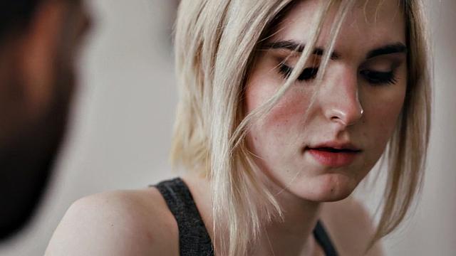 Trans babe rimmed and drilled in erotic couple