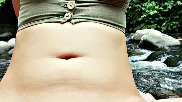 Natural Amateur Fucked by the River