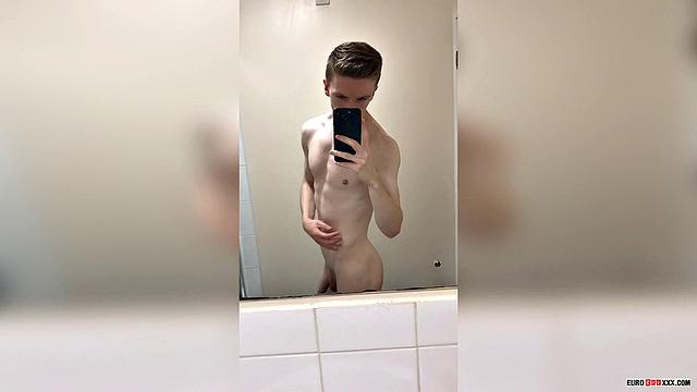 Locker Room Twink - Alexander Light