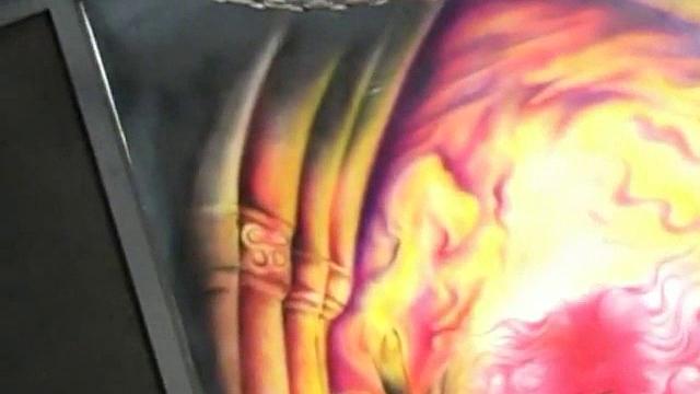 Жаркий гей-секс: Алваро Мендес страстно сосёт у Хорхе Нигуэры, потом жёстко трахается с ним в постели.