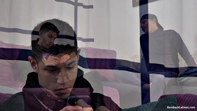 Ник страстно вылизывает Ларри и получает его член глубоко в себя