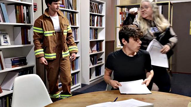 Gay dude loves fucking in asshole with fucker