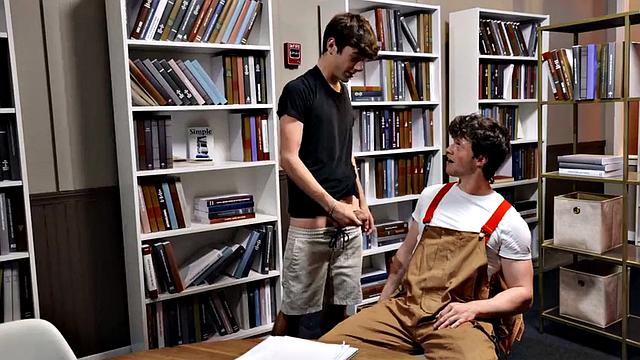 Gay dude loves fucking in asshole with fucker