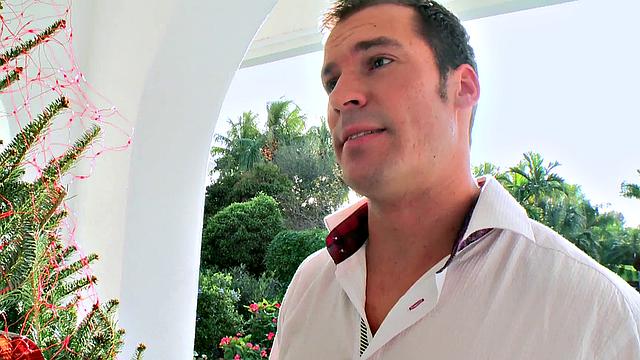 Brunette with earrings goes wild in a hardcore doggystyle session