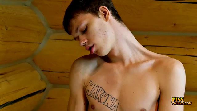 Getting Wet And Messy With Pissing Boy Hunter - Hunter Sykes