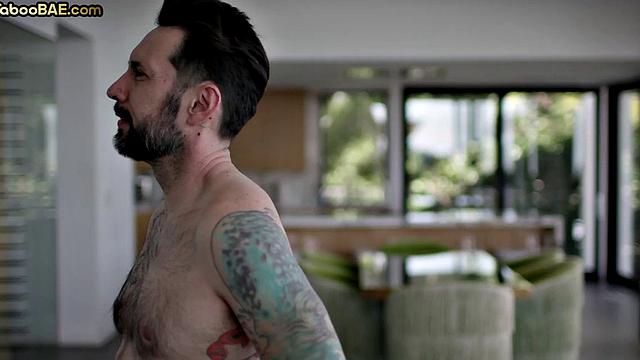 Stunning babes in 4some sex