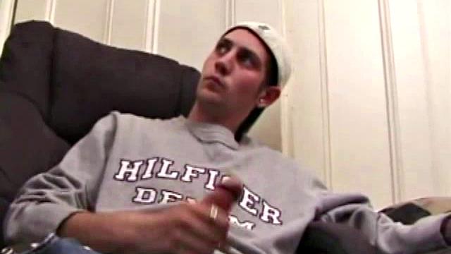 Aaron Michaels Jerking Off