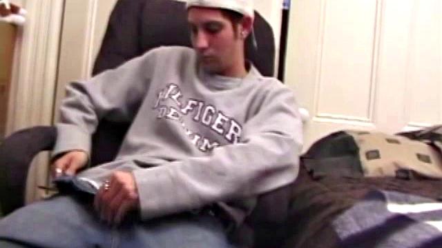 Aaron Michaels Jerking Off