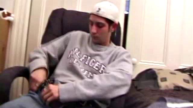 Aaron Michaels Jerking Off