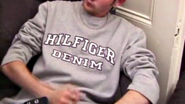 Aaron Michaels Jerking Off